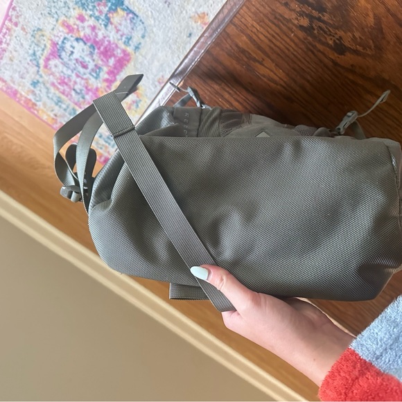 The North Face Gray Backpack - Picture 3 of 4